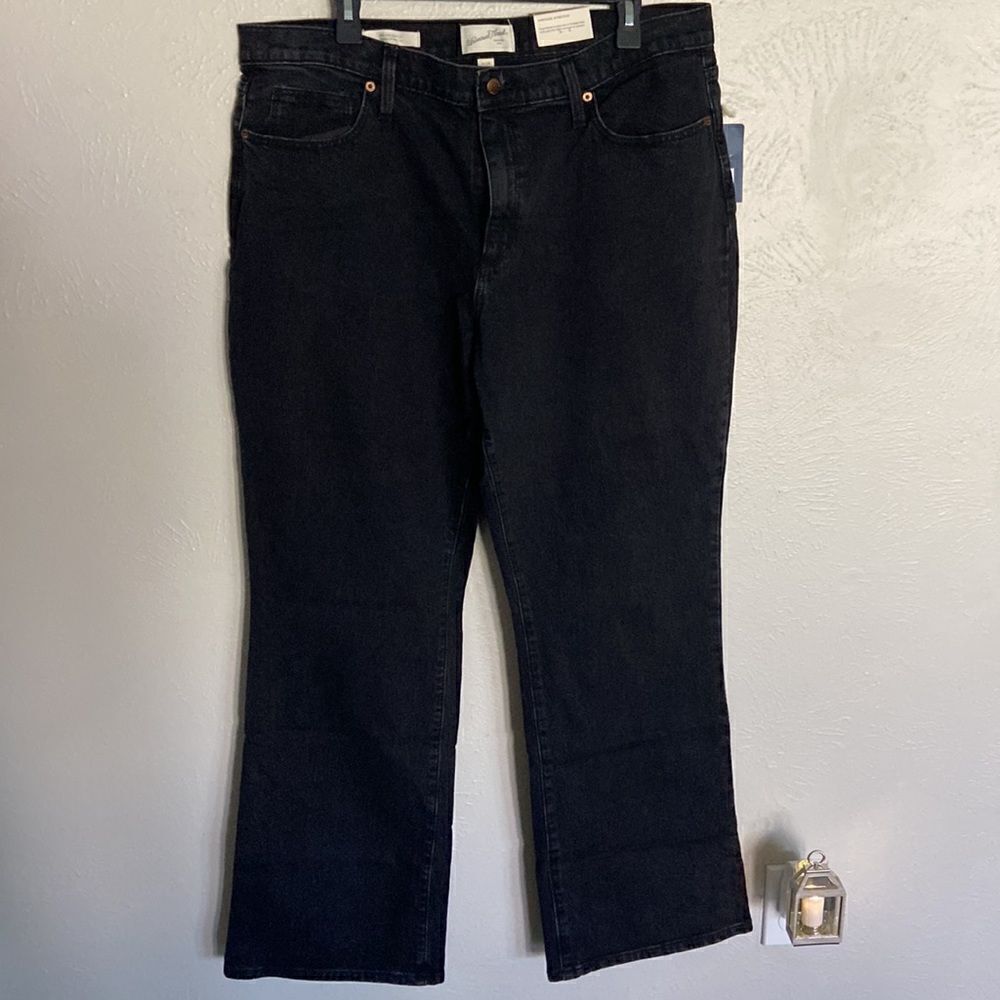 Women's High-Rise Bootcut Jeans - Universal Thread™ Black - Picture 14 of 15
